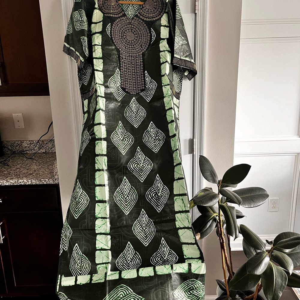 Green and Black Patterned Kaftan